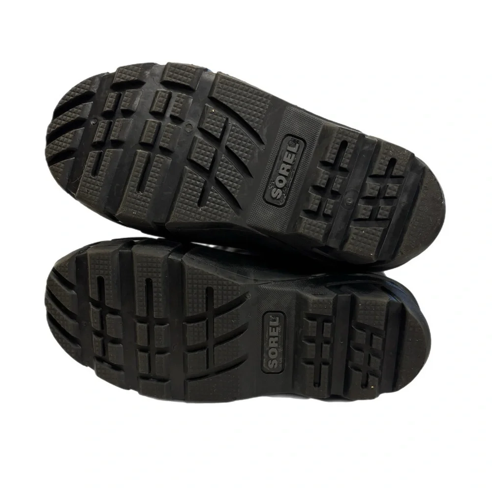 Sorel gently used